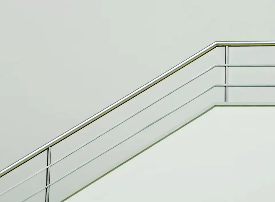 Escaliers de copropriété entretenus